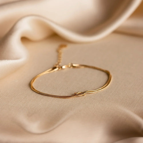 Forever Knot Bracelet – Meaningful Gift for Couples, Best Friends & Family by Rose & Oliver - product image 1